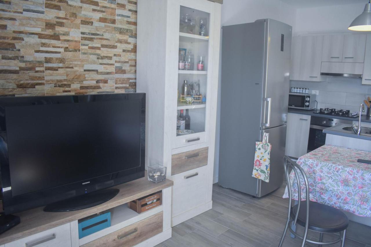 Appartement A Un Salto Del Mar Wifi à La Mareta Extérieur photo